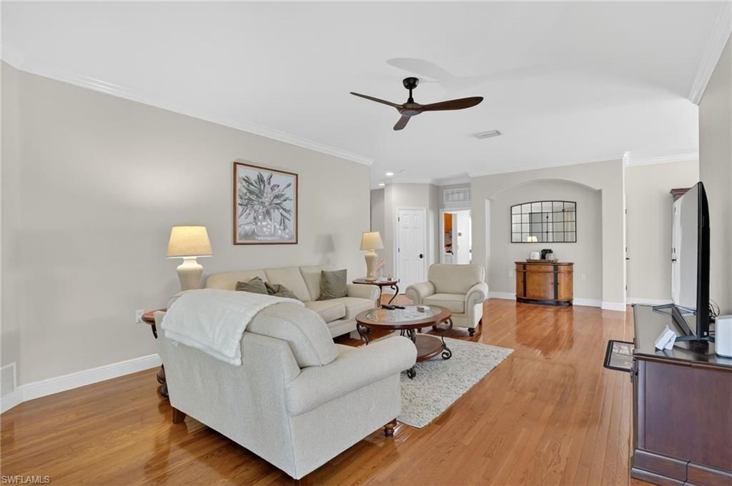 3913 Forest Glen Blvd, Unit 201, Naples, FL 34114 Photo