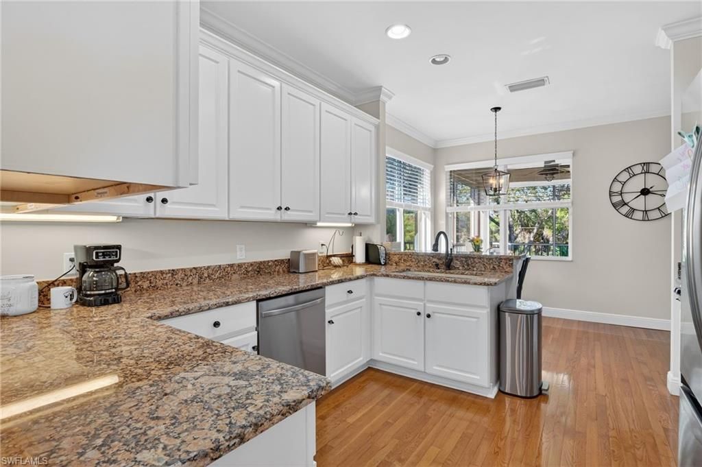 3913 Forest Glen Blvd, Unit 201, Naples, FL 34114 Photo