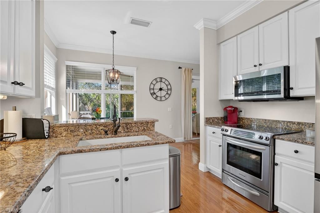 3913 Forest Glen Blvd, Unit 201, Naples, FL 34114 Photo