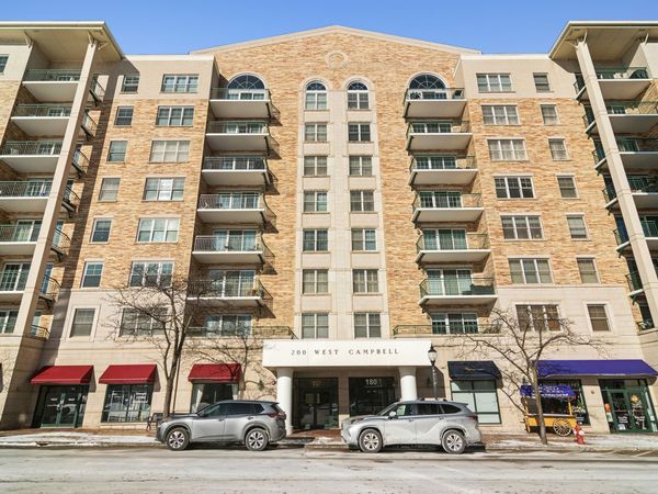 200 W Campbell Street, Unit 705, Arlington Heights, IL 60005