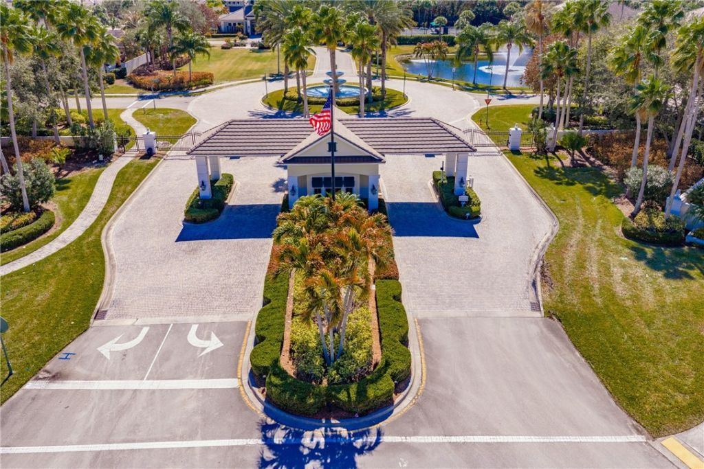 9205 Spring Time Drive, Vero Beach, FL 32963 Photo