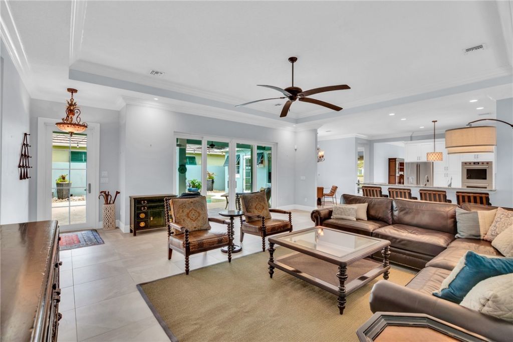 9205 Spring Time Drive, Vero Beach, FL 32963 Photo