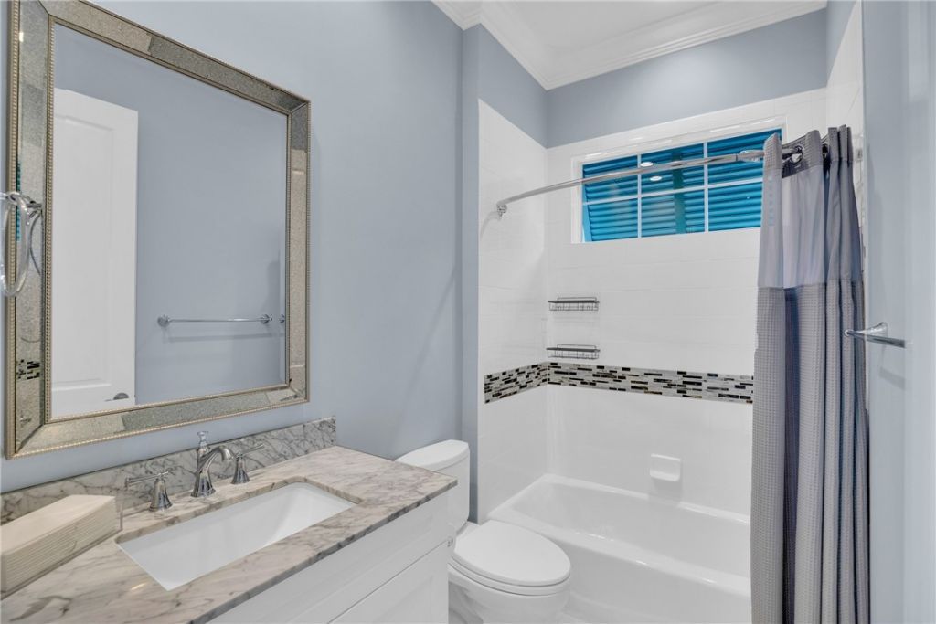 9205 Spring Time Drive, Vero Beach, FL 32963 Photo