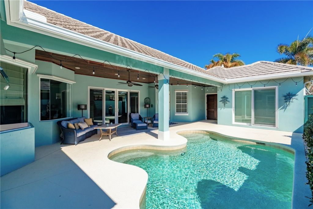 9205 Spring Time Drive, Vero Beach, FL 32963 Photo