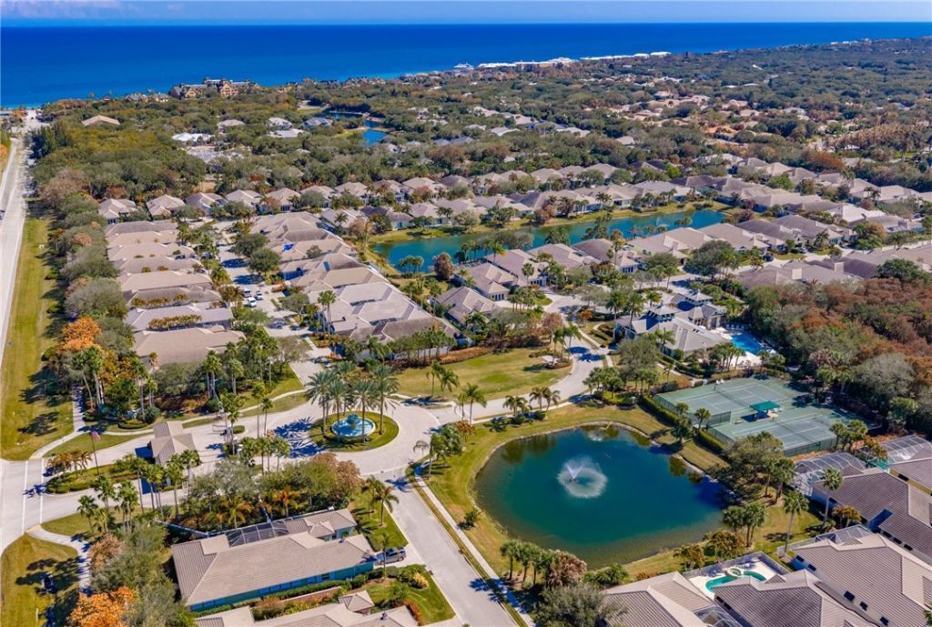 9205 Spring Time Drive, Vero Beach, FL 32963 Photo