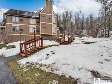 4433 Old Road Camelot, Clymer, NY 14724