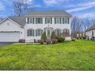 83 Huntingwood Drive , East Amherst, NY 14051