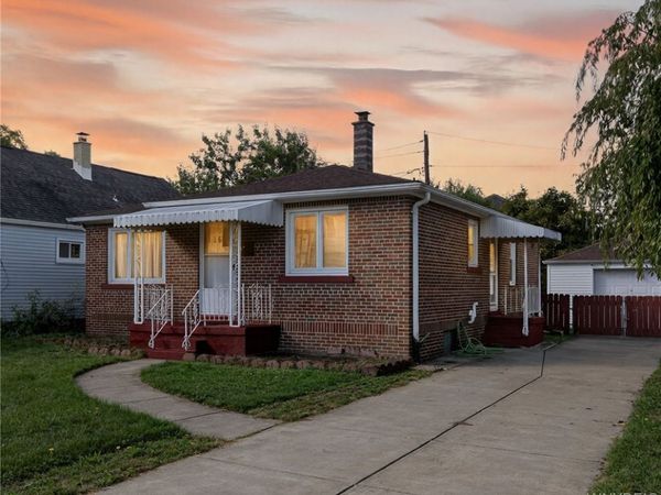 116 Springville Avenue, Amherst, NY 14226