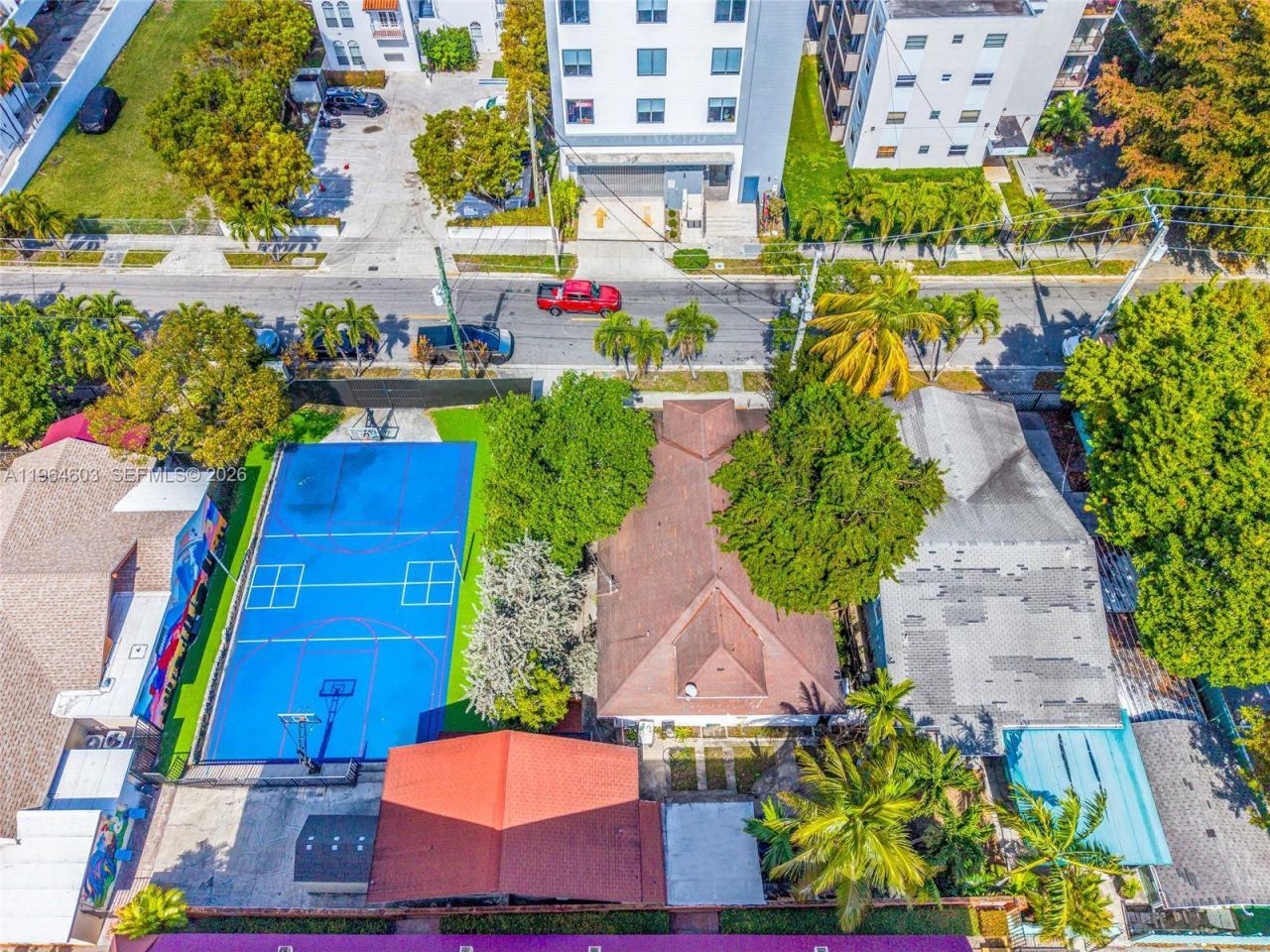 1342 NW 1st St, Miami, FL 33125 Photo