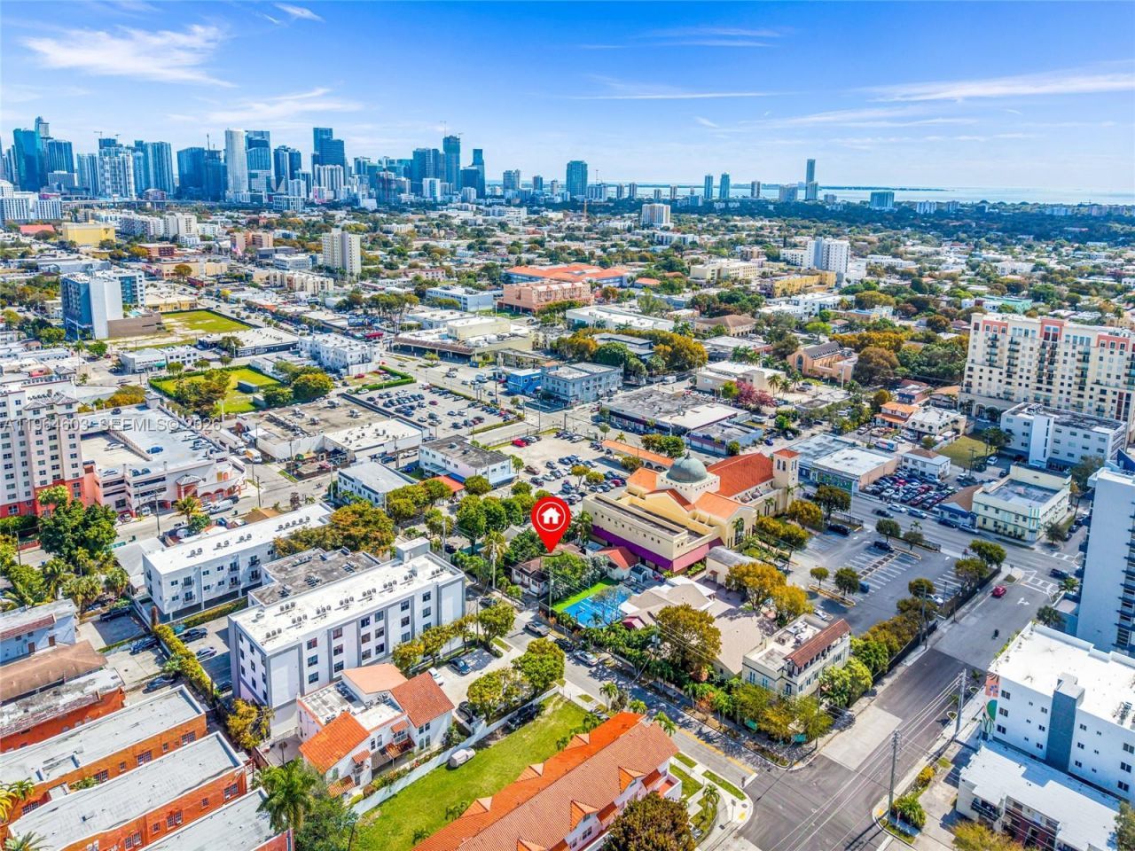 1342 NW 1st St, Miami, FL 33125 Photo