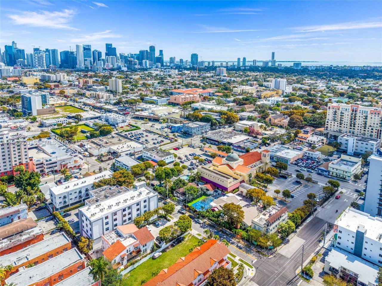 1342 NW 1st St, Miami, FL 33125 Photo