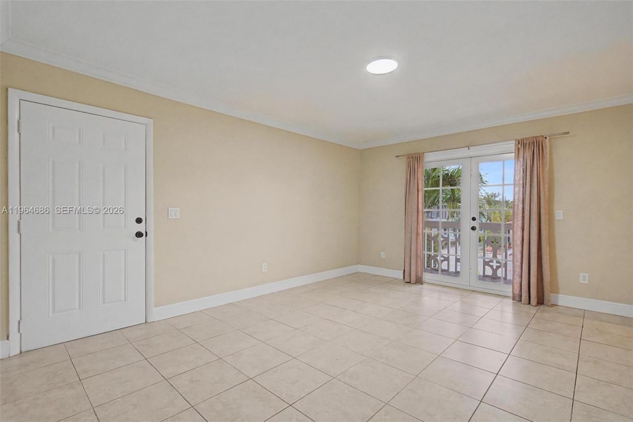 3609 S Le Jeune Rd, Coral Gables, FL 33134 Photo
