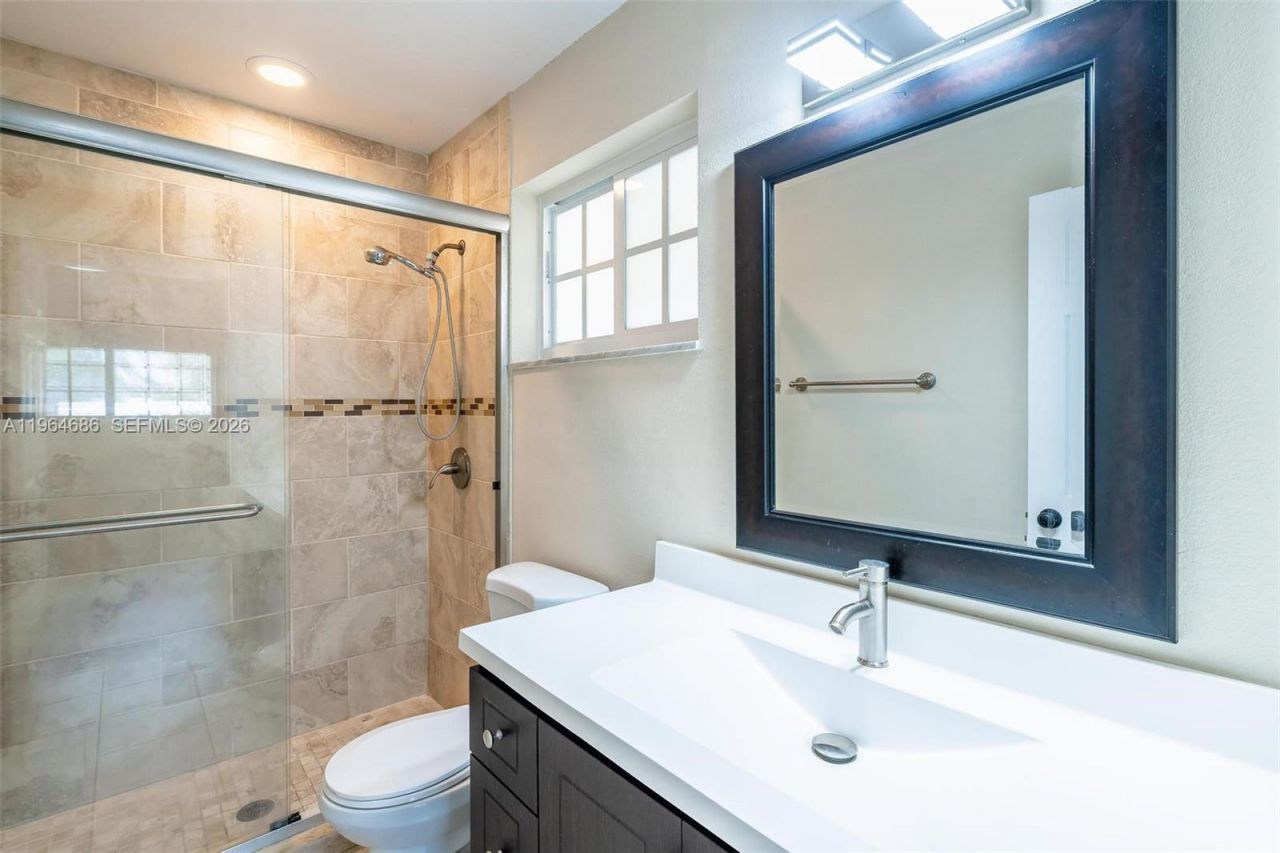 3609 S Le Jeune Rd, Coral Gables, FL 33134 Photo