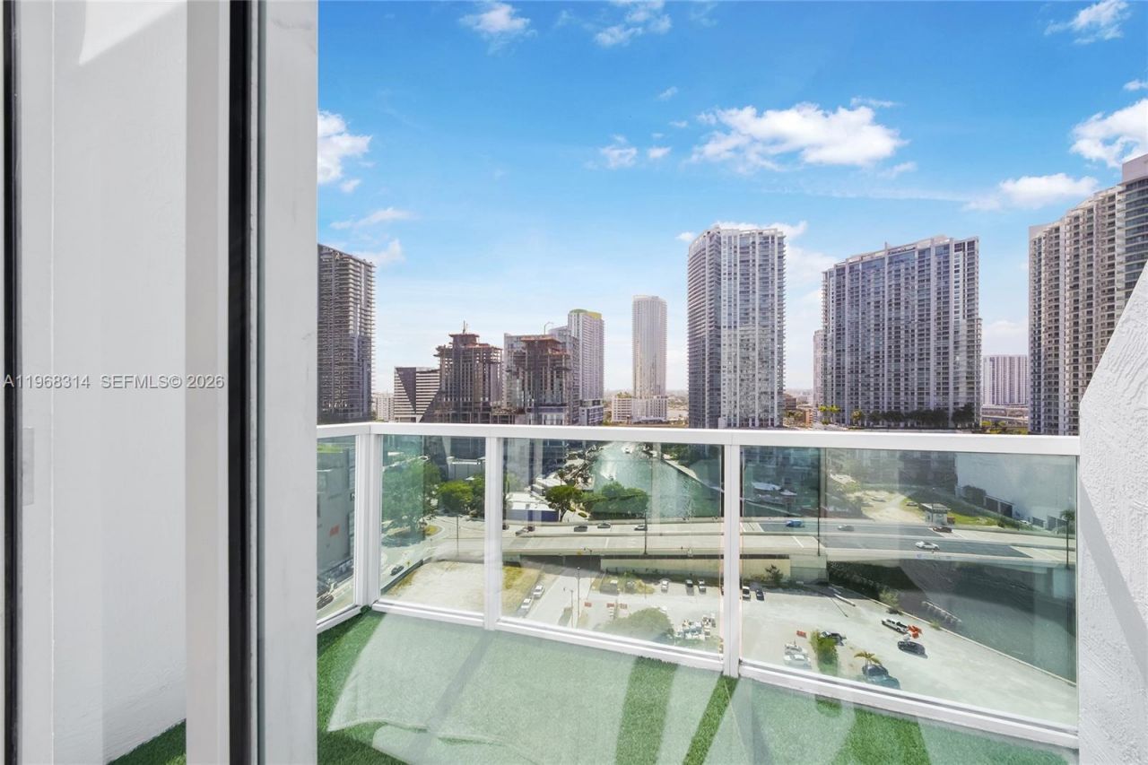 41 SE 5th St, Unit 1116, Miami, FL 33131 Photo