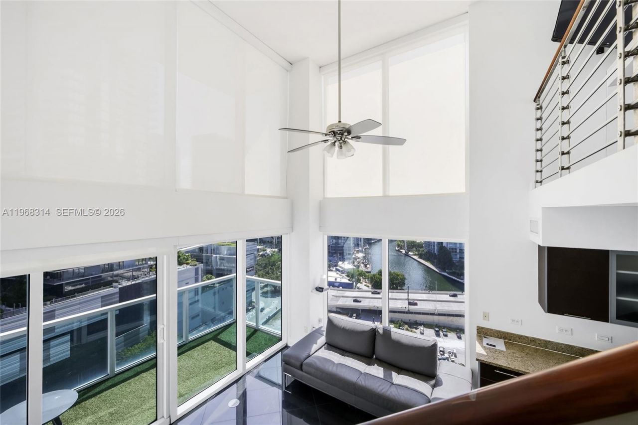 41 SE 5th St, Unit 1116, Miami, FL 33131 Photo