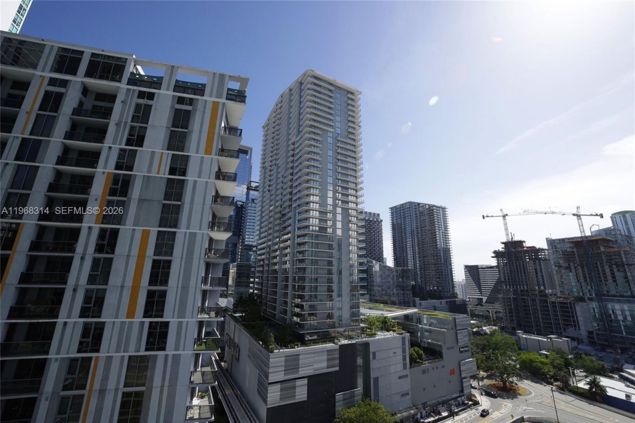 41 SE 5th St, Unit 1116, Miami, FL 33131 Photo