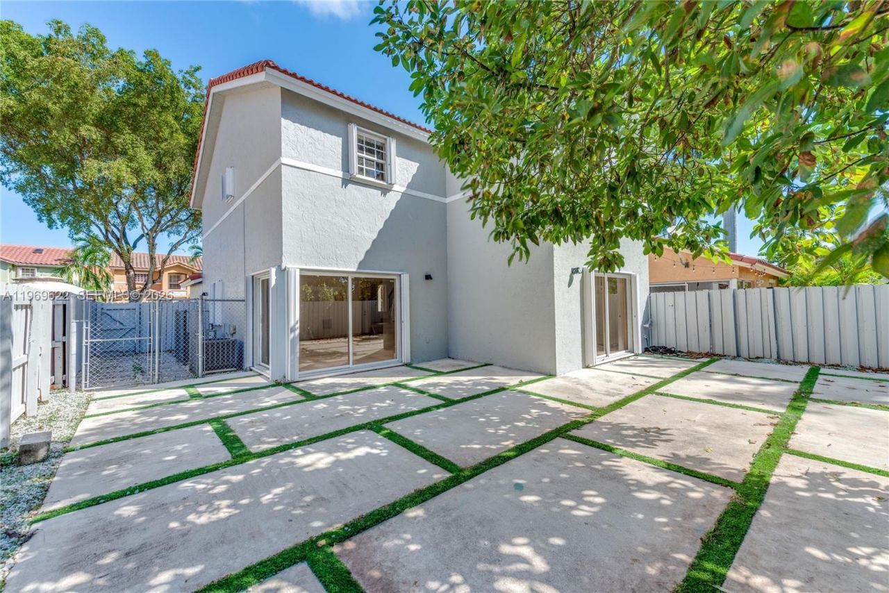 13912 SW 103rd Ln, Unit 13912, Miami, FL 33186 Photo