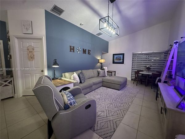 6795 SW 152nd Ct, Unit 37-95, Miami, FL 33193