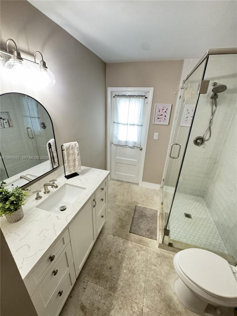 19520 SW 128th Ave , Miami, FL 33177 Photo