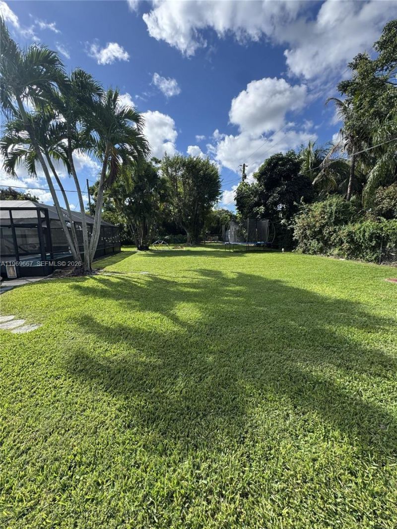 19520 SW 128th Ave , Miami, FL 33177 Photo