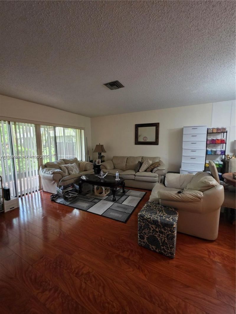 3699 N Carambola Cir N, Unit 2837, Coconut Creek, FL 33066 Photo