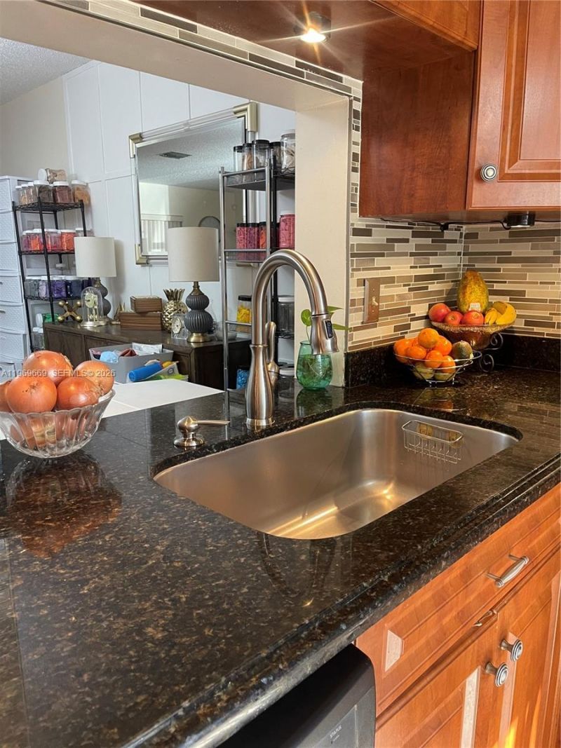 3699 N Carambola Cir N, Unit 2837, Coconut Creek, FL 33066 Photo