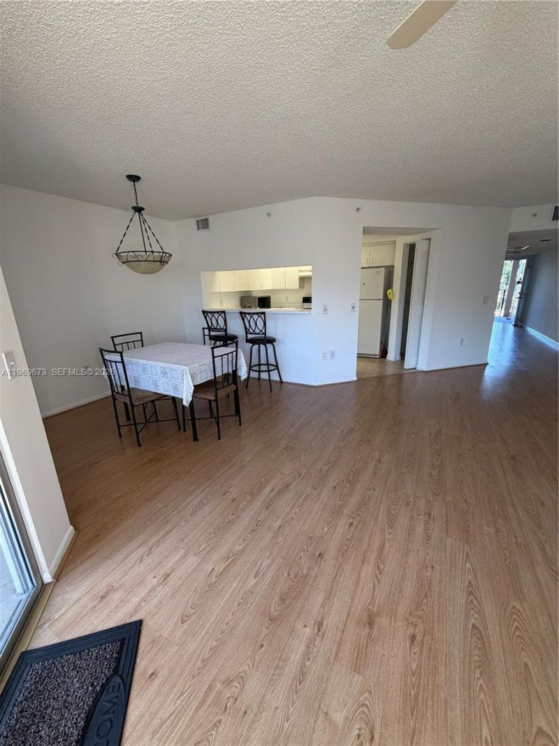 12650 SW 15th St, Unit 210F, Pembroke Pines, FL 33027 Photo