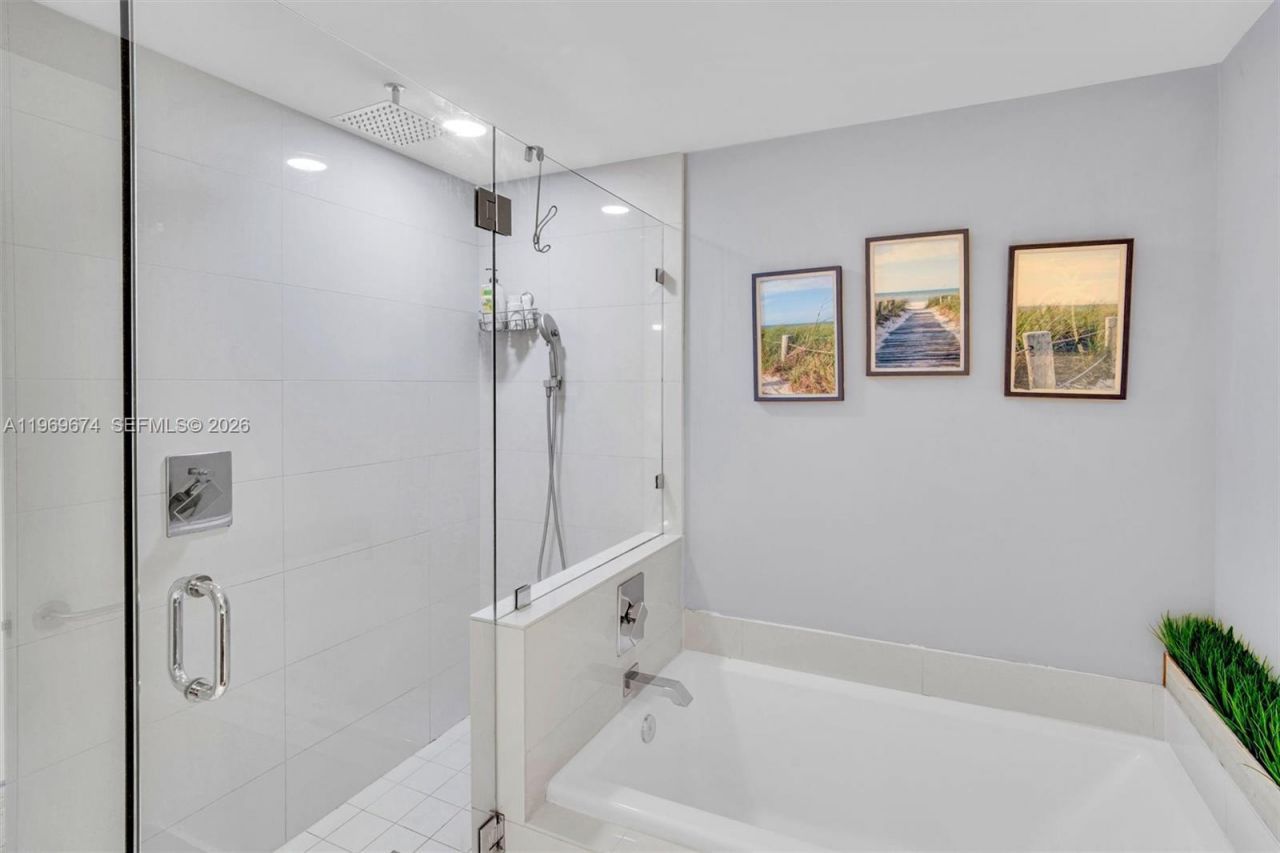 1100 S Miami Ave, Unit 3508, Miami, FL 33130 Photo