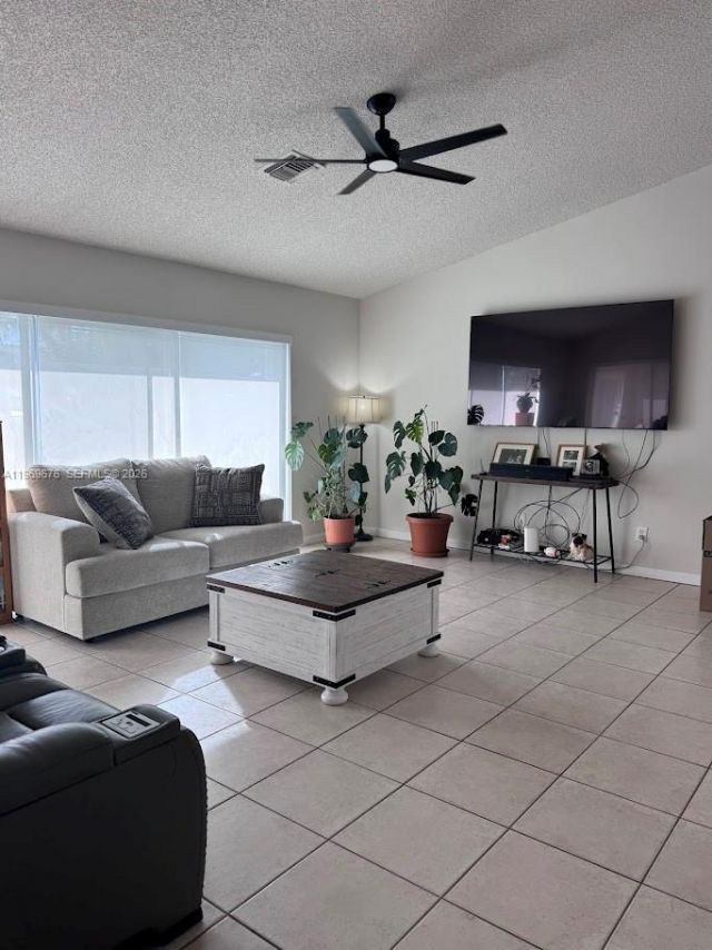 1080 NW 100th Way, Plantation, FL 33322 Photo