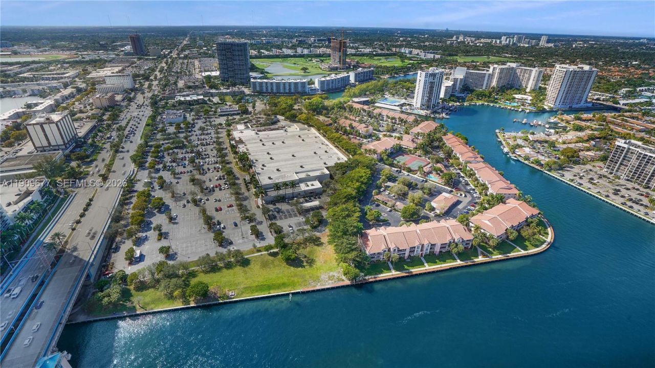 4010 S Ocean Dr, Unit T4002, Hollywood, FL 33019 Photo