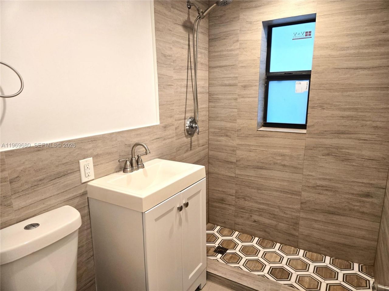 323 SW 31st Ct, Unit 1, Miami, FL 33135 Photo