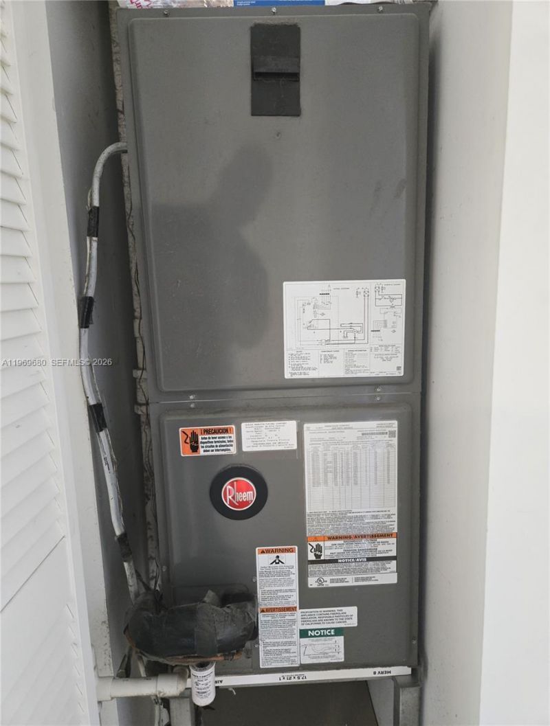 323 SW 31st Ct, Unit 1, Miami, FL 33135 Photo