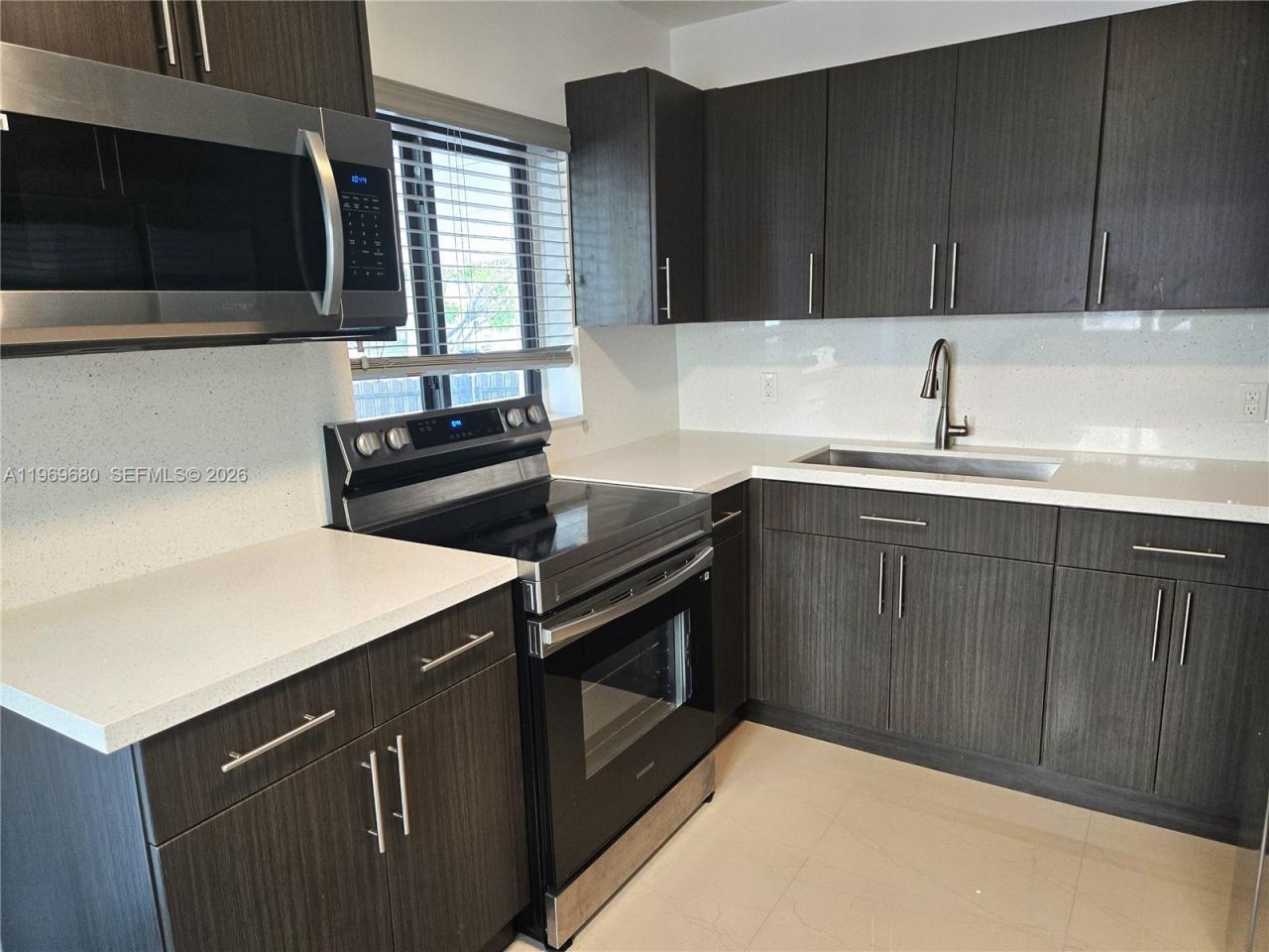 323 SW 31st Ct, Unit 1, Miami, FL 33135 Photo