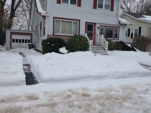 211 Roosevelt Rd, Weymouth, MA 02188