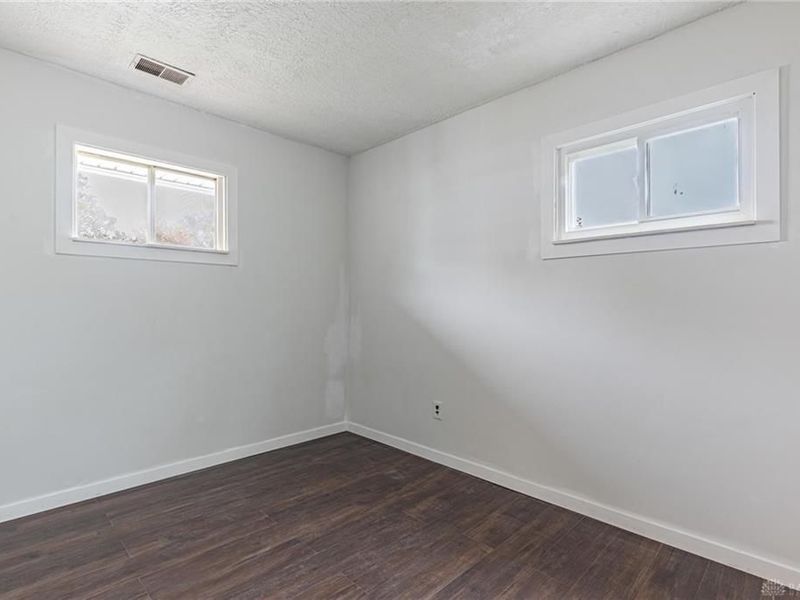 437 Kirkwood Drive, Fairborn, OH 45324 Photo 16