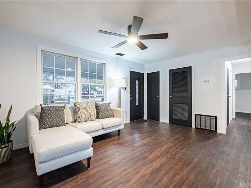 437 Kirkwood Drive, Fairborn, OH 45324 Photo 5