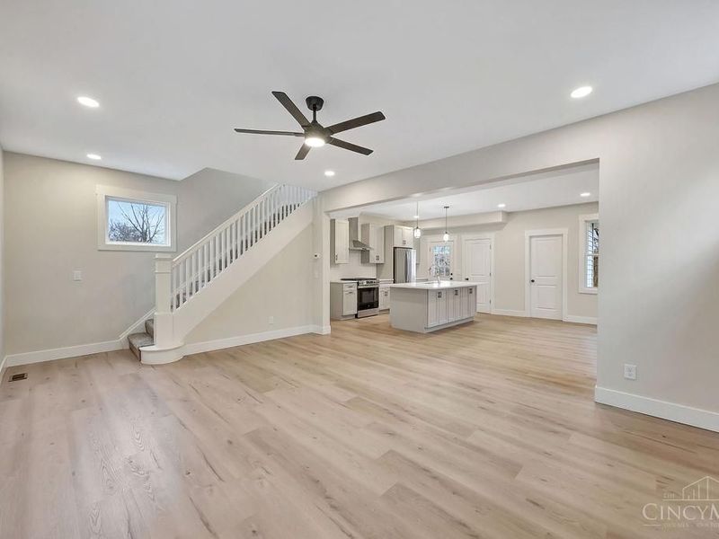 6078 Oakwood, Cincinnati, OH 45224 Photo 11