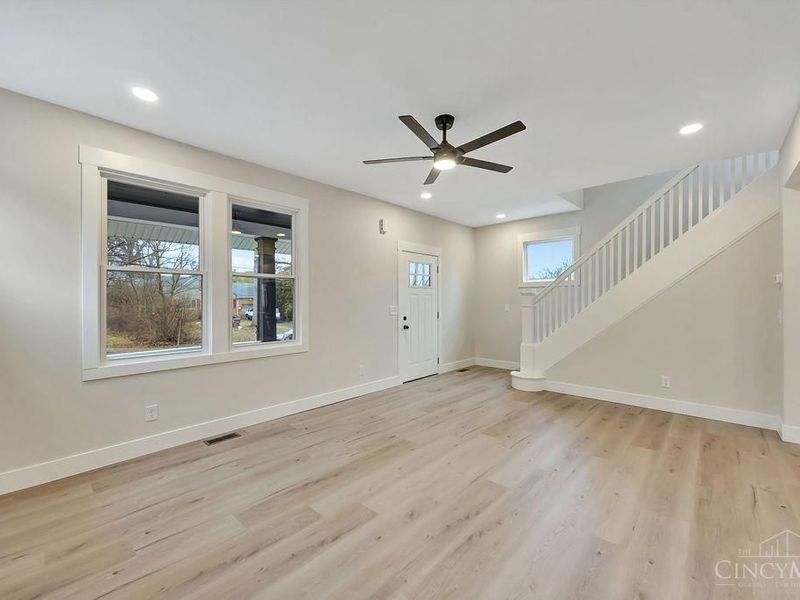 6078 Oakwood, Cincinnati, OH 45224 Photo 12