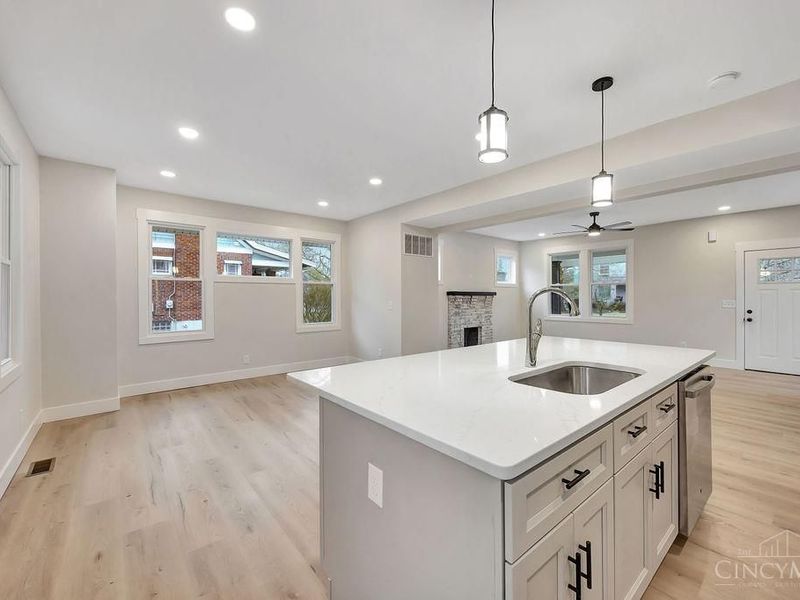 6078 Oakwood, Cincinnati, OH 45224 Photo 17