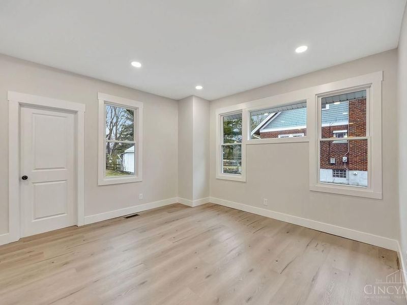6078 Oakwood, Cincinnati, OH 45224 Photo 23