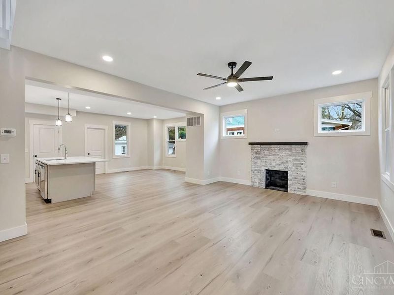 6078 Oakwood, Cincinnati, OH 45224 Photo 7