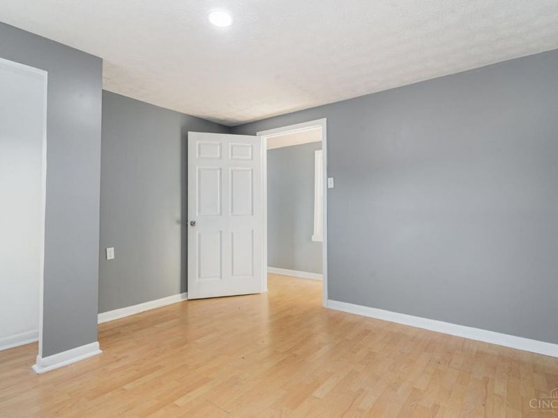 412 Walnut Street, Elmwood Place, OH 45216 Photo 16