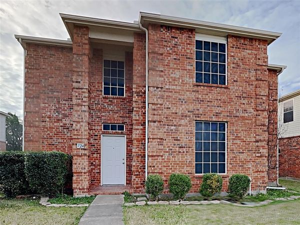 724 Princeton Drive , DeSoto, TX 75115