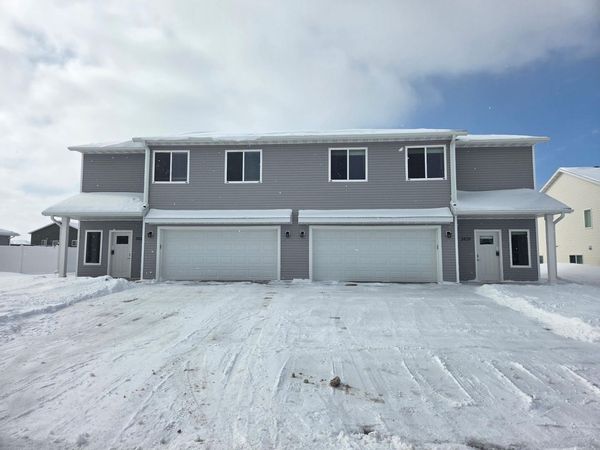 3429/3433 18th Street S, Moorhead, MN 56560