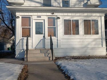 2806 Humboldt Avenue N, Minneapolis, MN 55411