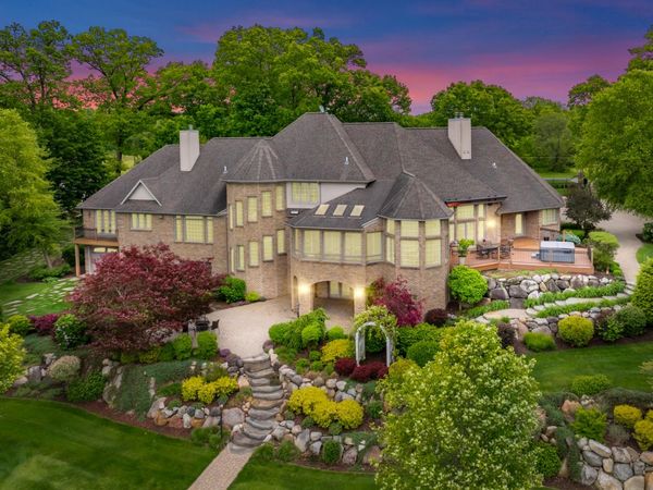 19890 M-60, Three Rivers, MI 49093