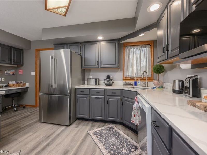 6840 Akron Avenue NW, Canal Fulton, OH 44614 Photo 9