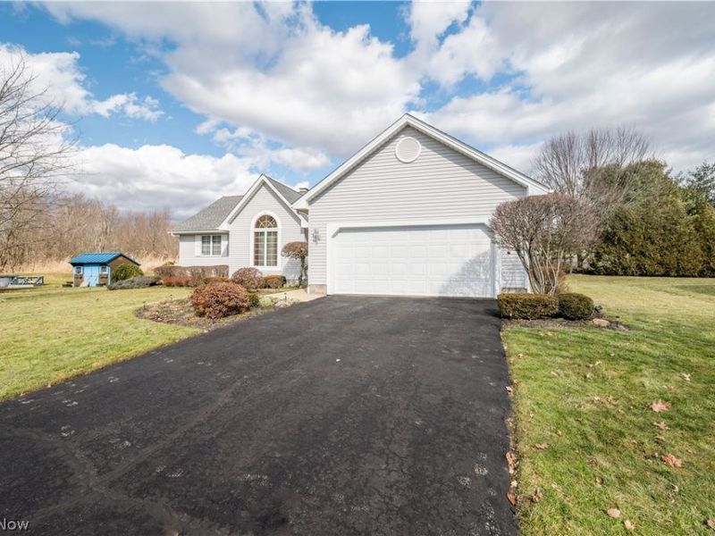 6581 COUNTRY RIDGE Drive, Austintown, OH 44515 Photo 10