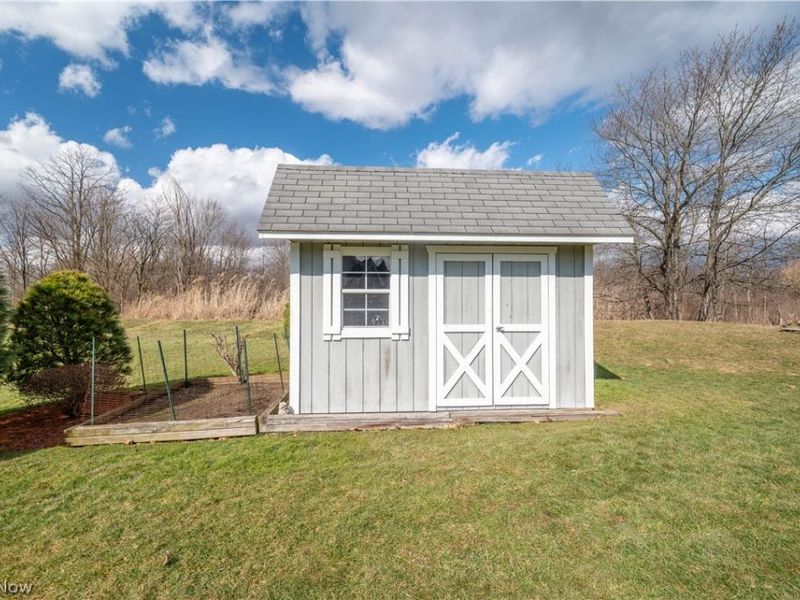 6581 COUNTRY RIDGE Drive, Austintown, OH 44515 Photo 11