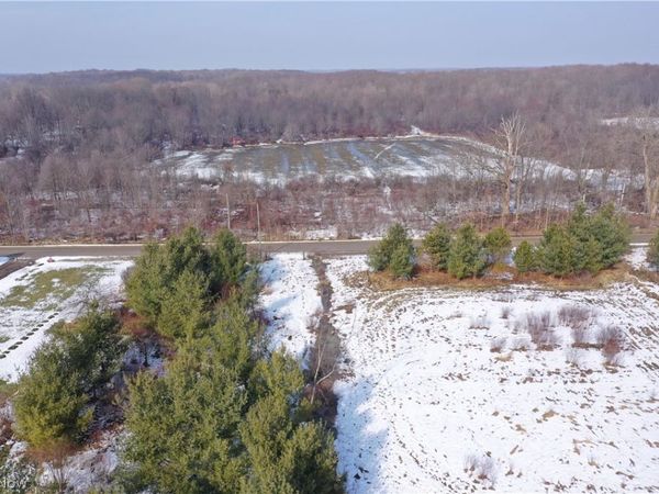 Maple Road, Jefferson, OH 44047